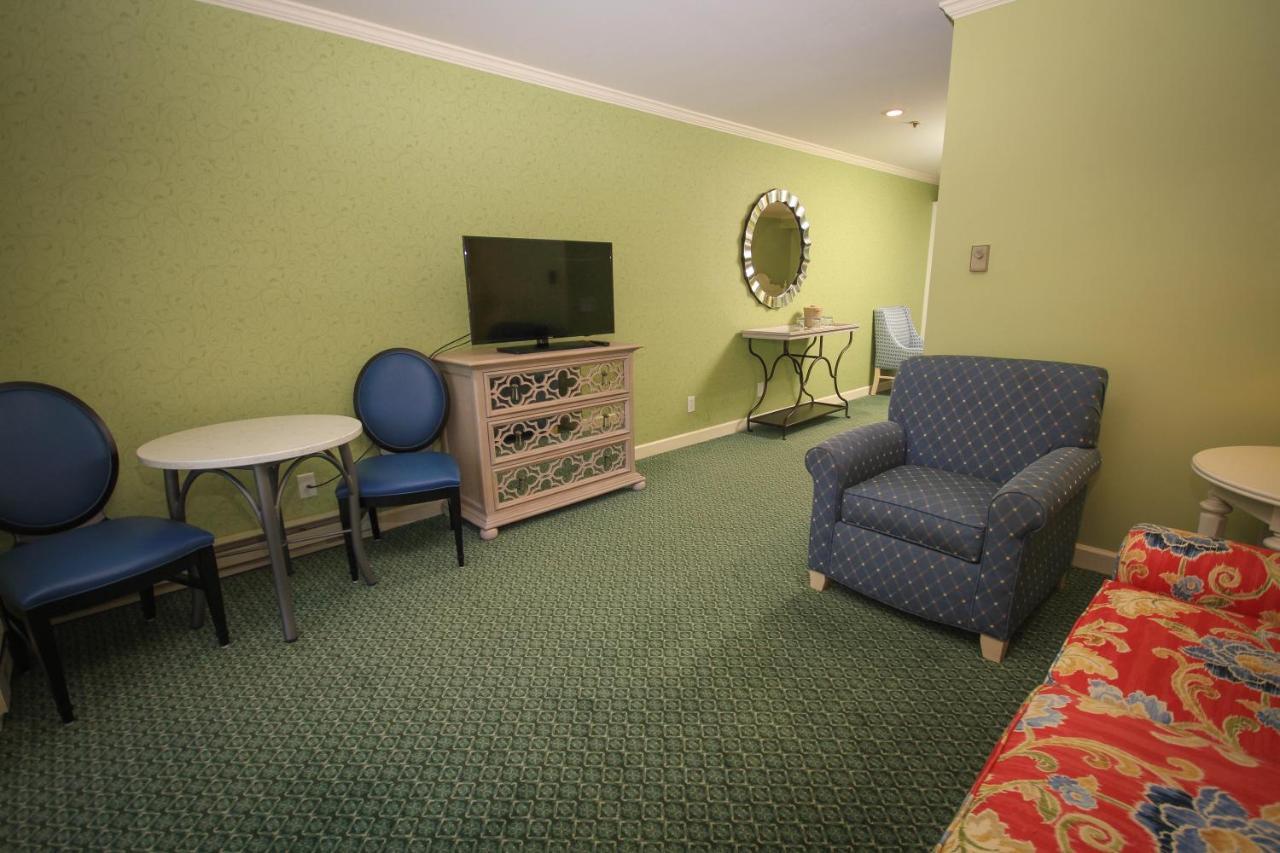 Harbour View Inn Макино Экстерьер фото