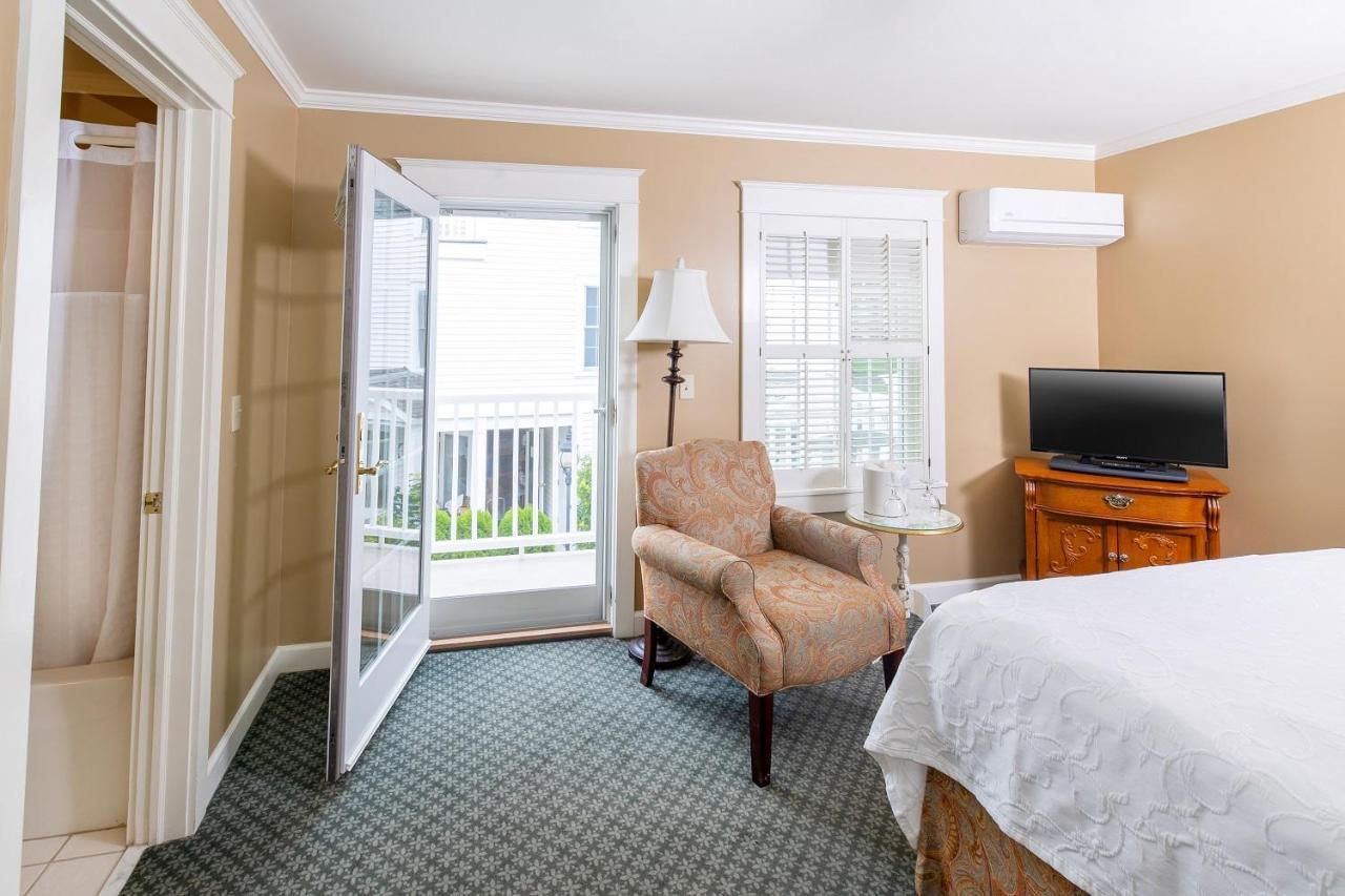 Harbour View Inn Макино Экстерьер фото