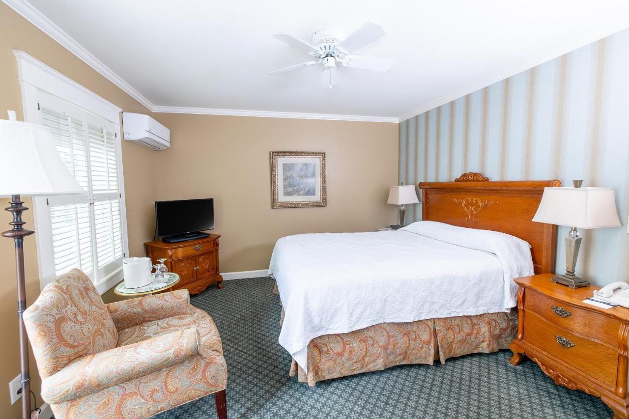 Harbour View Inn Макино Экстерьер фото
